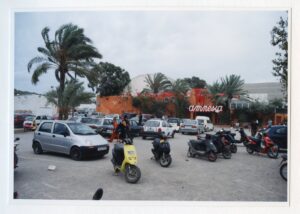 sueltas 1999884