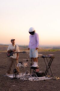 Drooving presenta Alone
